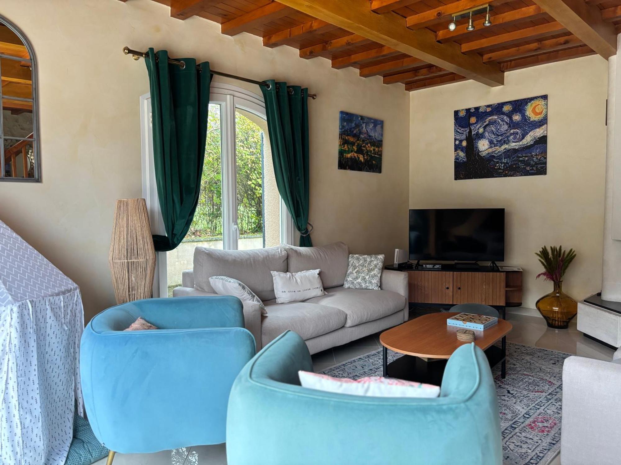 Le So Art, Grande Maison 4 Chambres, Terrain De Petanque, Grand Jardin Clos, Flipper, Babyfoot, Jeux Arcade, Ping Pong,1 Km Mer, Proche Golf, Port En Bessin, Bayeux Et Plages Du Debarquement, Adaptee Enfants Commes Eksteriør billede